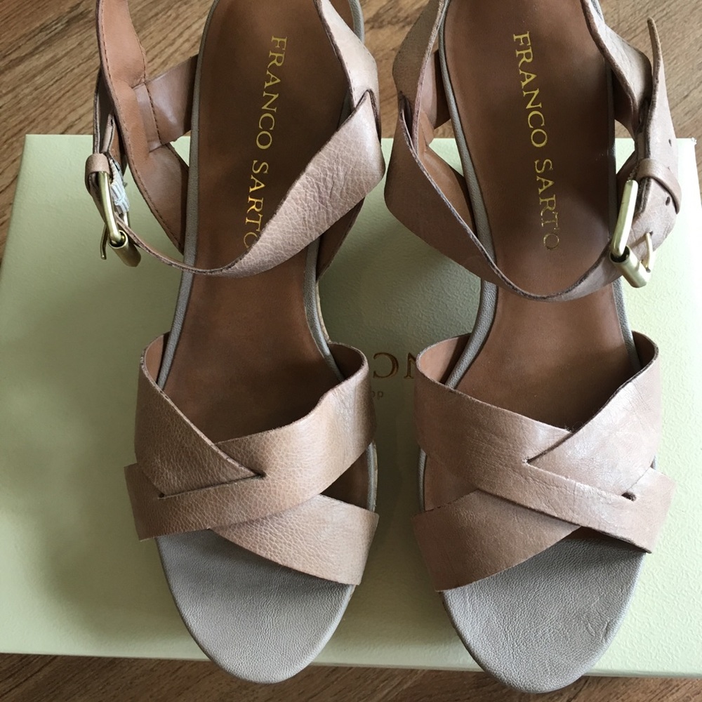 Franco Sarto wedge sandal - Picture 3 of 8